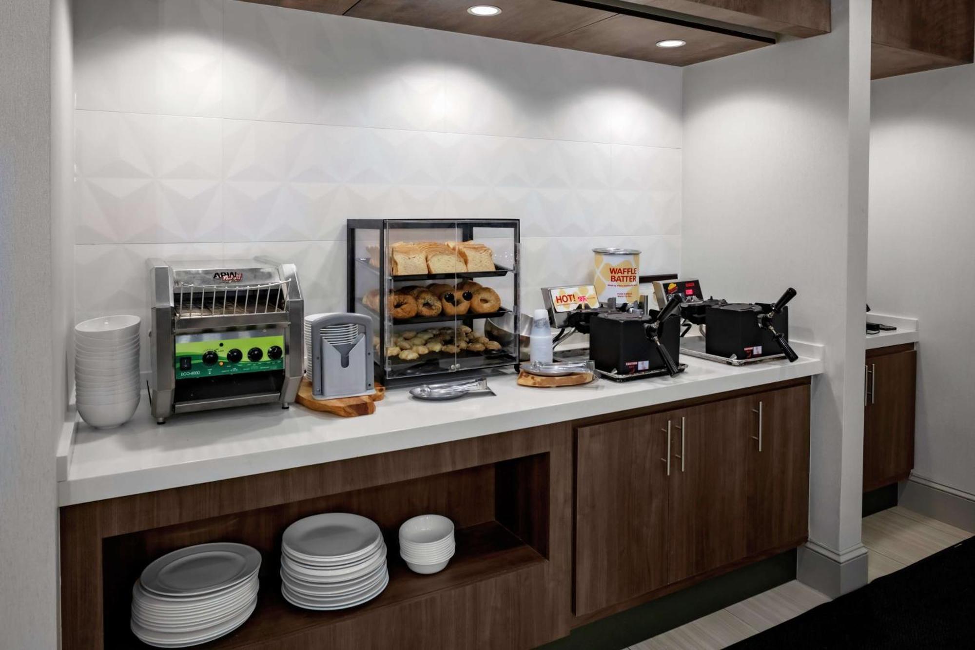 Hilton Garden Inn Atlanta Perimeter Center Dunwoody Eksteriør billede
